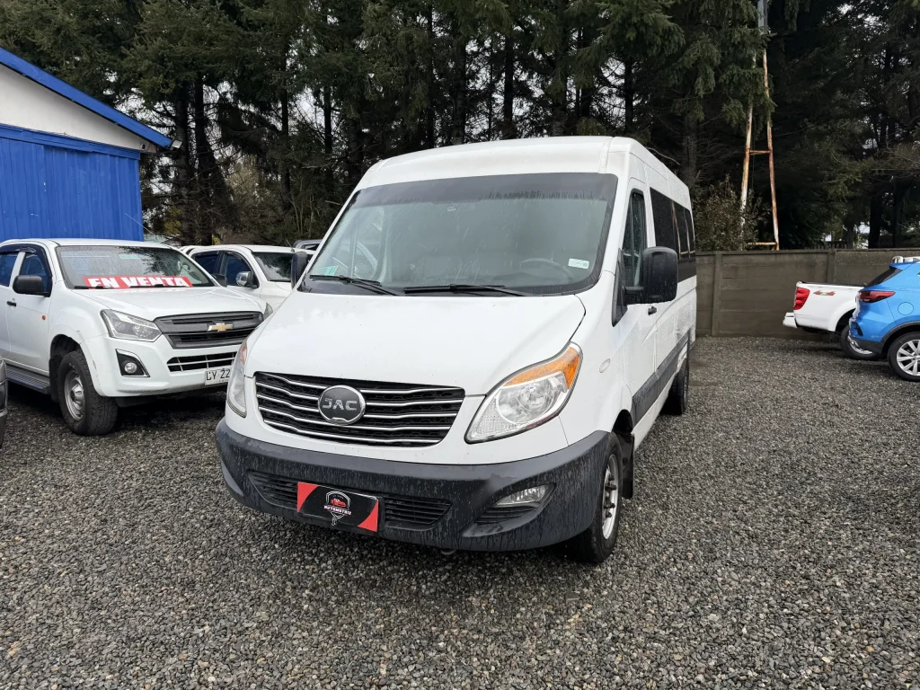JAC SUNRAY 17+1 2023